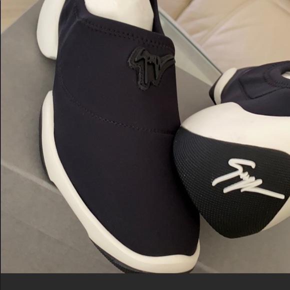 Shoes - Picture 3 of 5